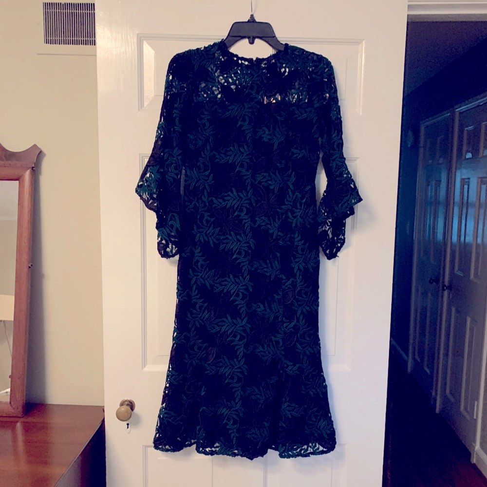 Shoshanna never worn lace dress with tags!